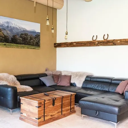 Am Mit Sauna Und Whirlpool Villa