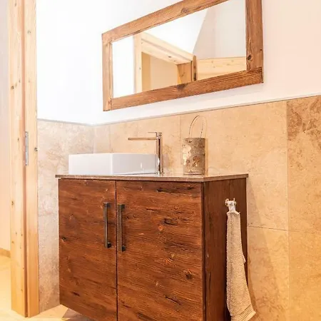 Am Mit Sauna Und Whirlpool Villa *