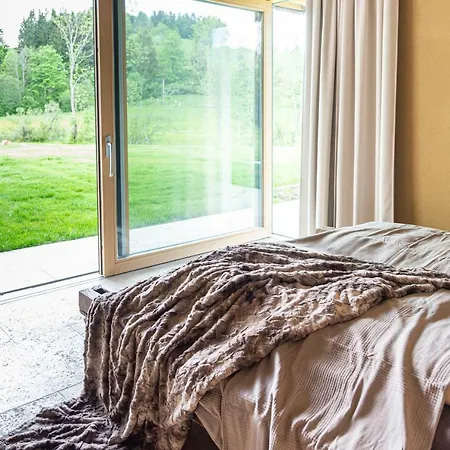 Am Mit Sauna Und Whirlpool Villa *