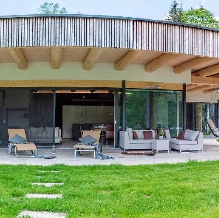 Am Mit Sauna Und Whirlpool Wienerbruck