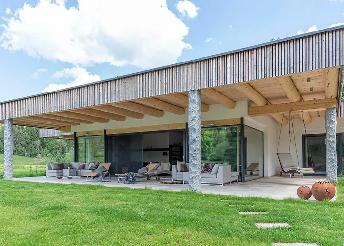 Am Mit Sauna Und Whirlpool